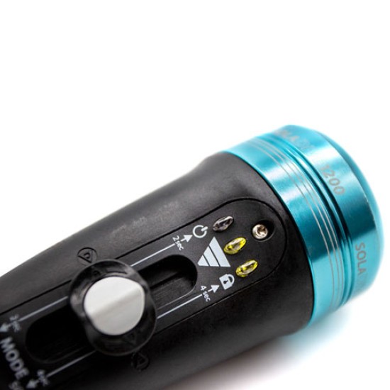 LIGHT MOTION SOLA DIVE 1200 Led Light with Hand Strap & Charger LIGHT MOTION SOLA DIVE 1200 Led Light with Hand Strap & Charger